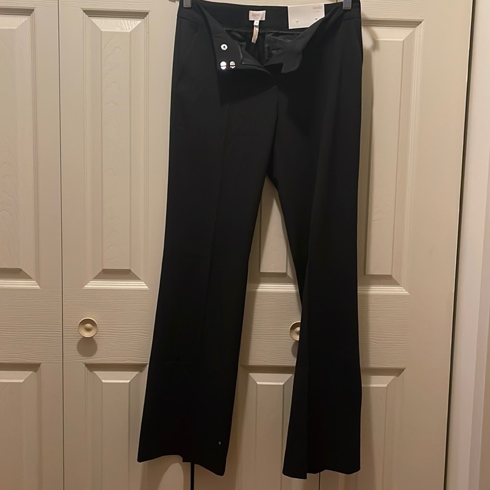 NWT Laundry by Shelli Segal Hailee modern fit flare pant